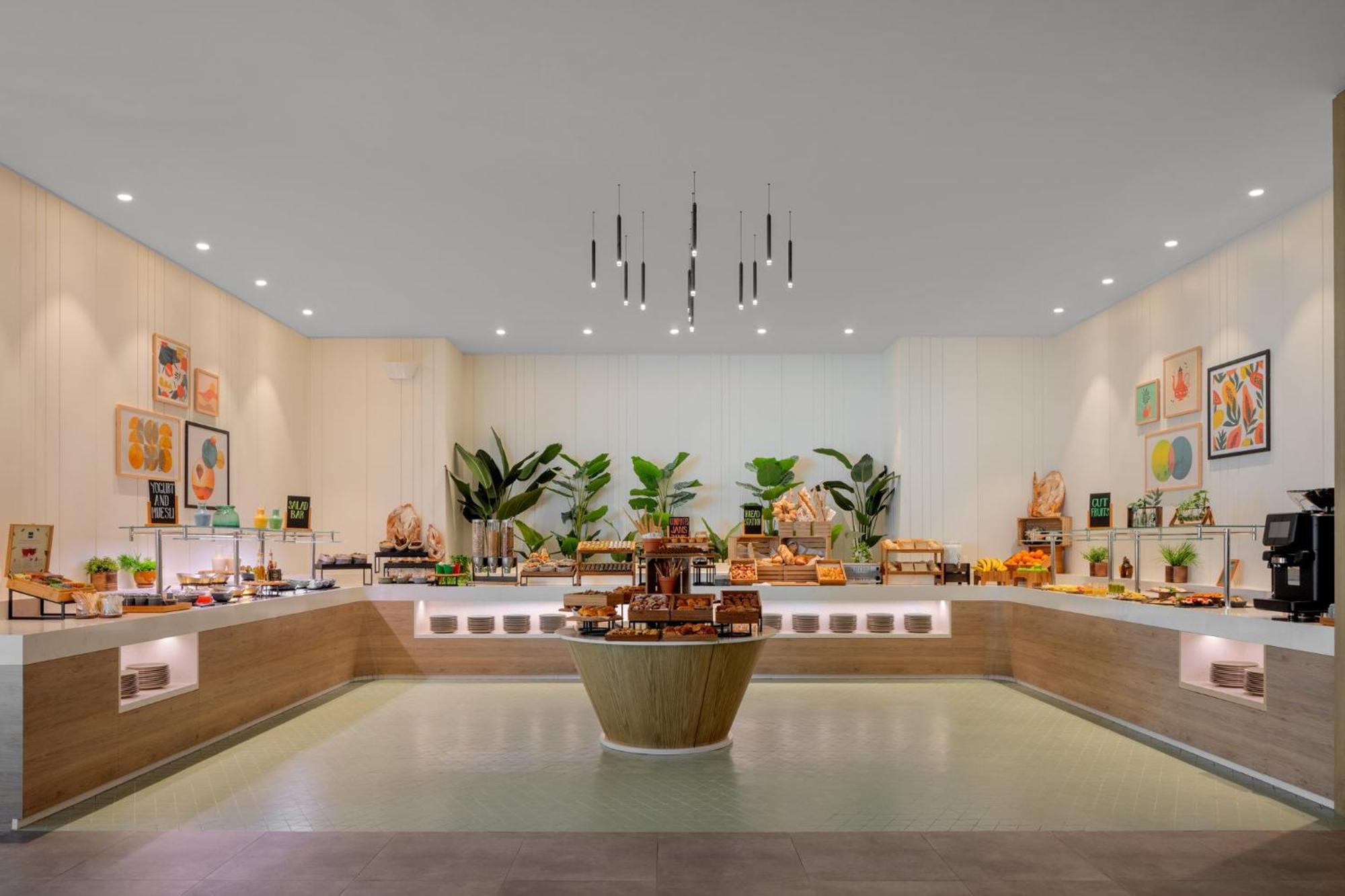 فندق Business Bay By Ihg دبي