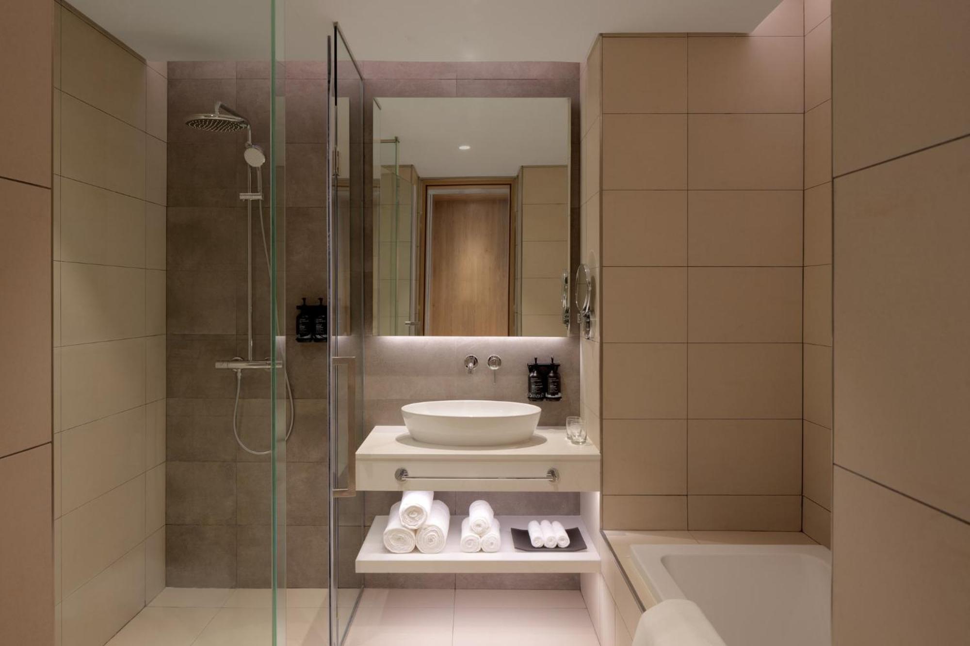 Business Bay By Ihg فندق 4*