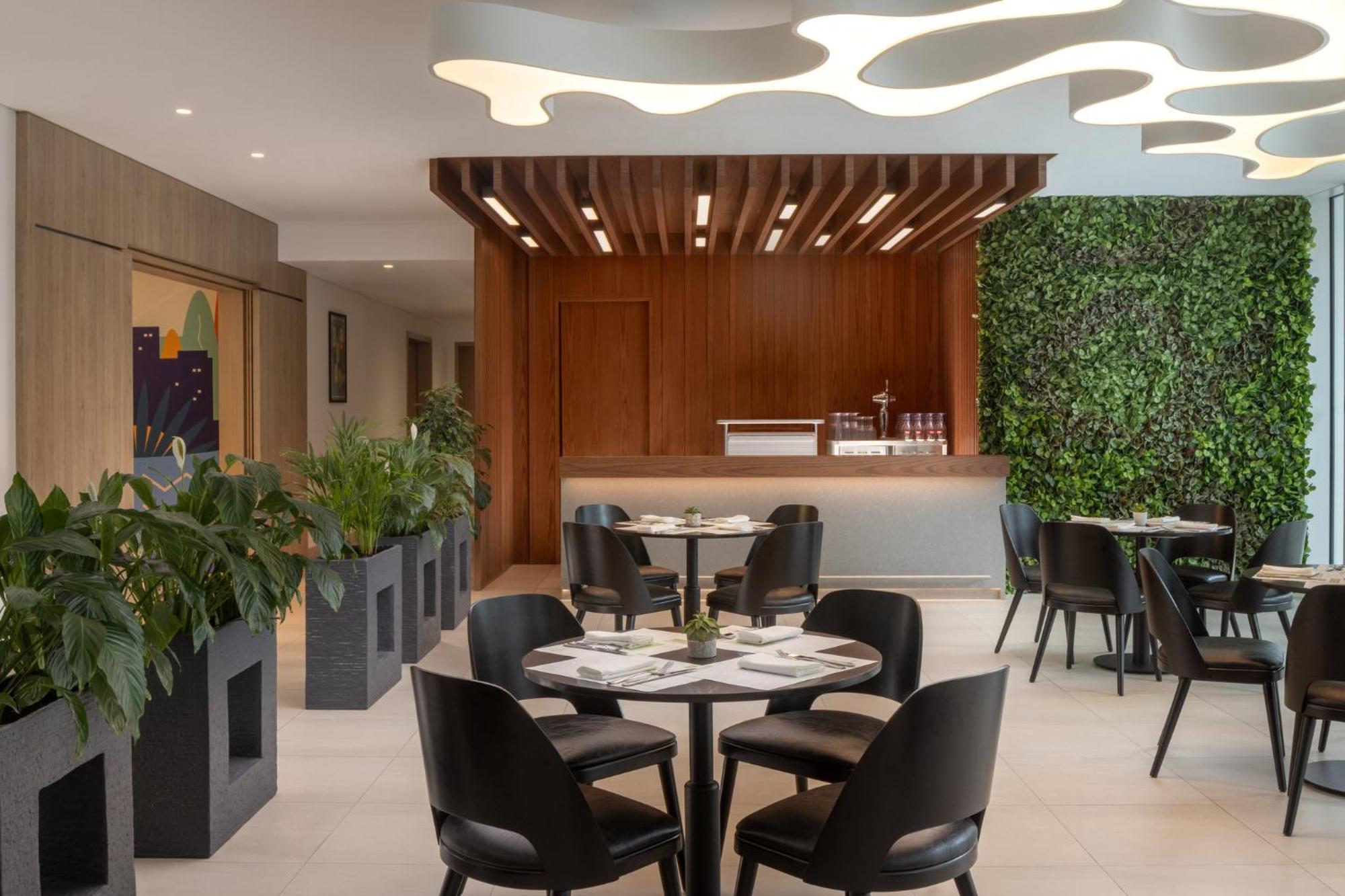 Business Bay By Ihg होटल Dubai